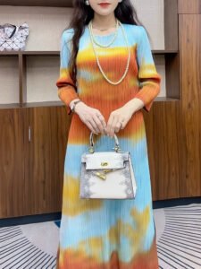 2024 Summer New Product: Miyake Fold Round Neck Printed Temperament Versatile Loose Dress, Fold New Style, Blended：圖片 5