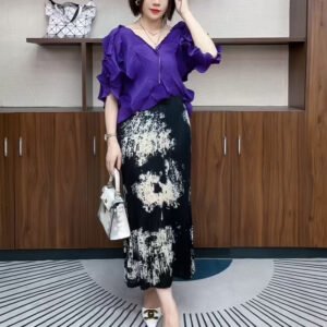 Half length skirt with floral patterns showing a slimming temperament, fashionable autumn and summer women's clothing, internet famous, high waisted goddess, casual and versatile print