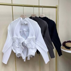 Retro elegant women's long sleeved plus size personalized loose one button water chestnut top：圖片 5