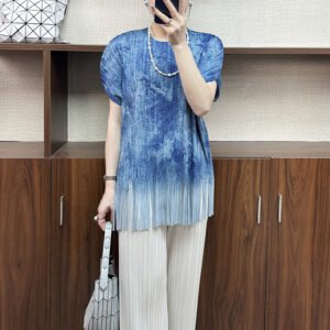 Jia Ning summer bat-sleeved fringed denim blue top is fashionable, loose round neck, casual blue and versatile print