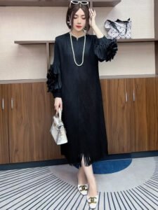 Wrinkle dress fashion 2024 solid color new design temperament loose and slimming long skirt autumn and winter styles tassel autumn：圖片 6