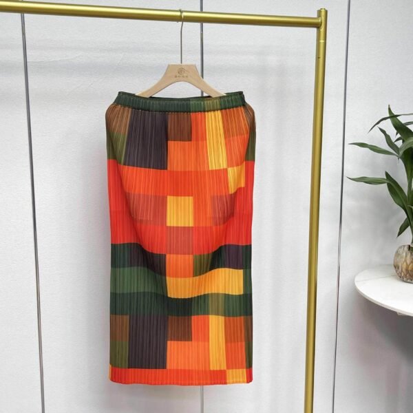 Jia Ning's new versatile temperament with elastic band, mid to long half skirt, split square half skirt