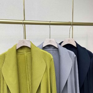 Jia Ning's new autumn and winter long sleeved versatile plus size women's clothing fish scale pleated lapel cardigan jacket with a versatile temperament：圖片 9