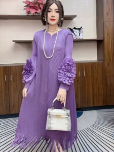 Wrinkle dress fashion 2024 solid color new design temperament loose and slimming long skirt autumn and winter styles tassel autumn：圖片 5
