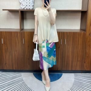 Summer irregular sleeveless pleated top design, thin, high-end, casual, versatile, small, fresh, solid color, loose fit：圖片 6