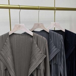 Jianing new style temperament striped retro new style slimming women's long sleeved tassel cardigan top early autumn pleated fashion：圖片 7