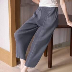 Mid aged and elderly nine point summer loose elastic casual stretch meat blocking casual pants fish scale small leg pants high waist mom：圖片 3