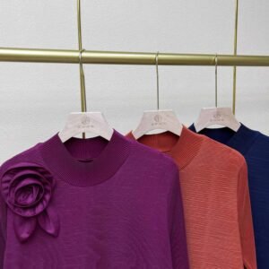Autumn dress, fashionable and simple women's clothing, covering the belly and showing off thinness, medium to long style, high neck, one flower horizontal folding skirt, stylish round neck：圖片 11