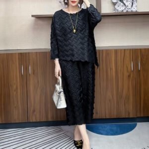 Fall/Winter Versatile 2024 New Women's Round Neck Top, Casual Pants, Two Piece Set, Stylish and Western Style：圖片 6