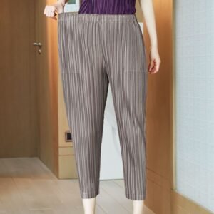Thin pleated slim fit cropped pants casual pants women's harem pants new high-end temperament small leg pants loose high waist mom：圖片 3