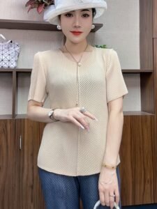Summer T-shirt with pleated decoration T-shirt, high-end top, loose and versatile short sleeved, fashionable and slimming, vertical stripes to cover the belly, worn outside：圖片 10