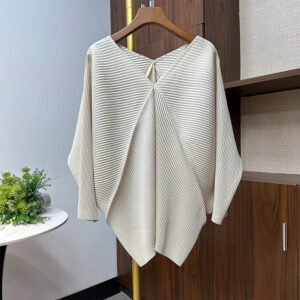 Autumn V-neck long sleeved T-shirt top for outerwear, popular style with small fragrance, pleated to cover the flesh, loose temperament, bata shirt looks slim：圖片 7