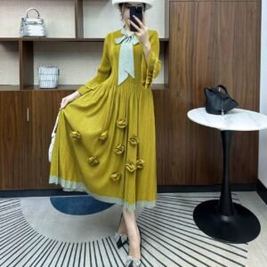 Women's high-end fragrant dress autumn and winter base bow slimming 2024 long sleeved new long skirt temperament floral skirt