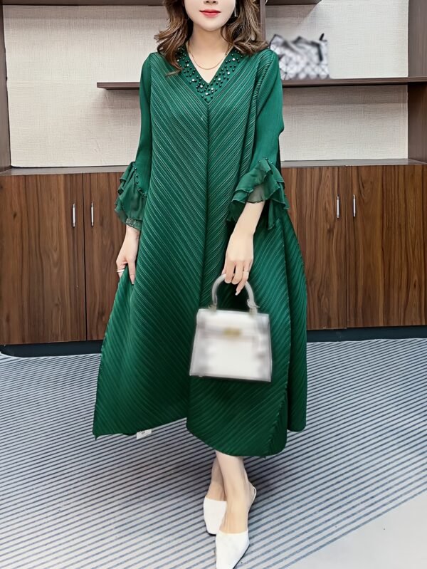 Middle Eastern Ramadan hot selling long skirt women's design sense loose high-end temperament dress