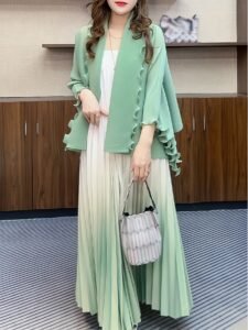 Ramadan in the Middle East, European and American light women, famous women, contrasting pressed pleats, new elegant temperament, big swing, two-piece dress, long skirt, skirt, jacket, jacket：圖片 5
