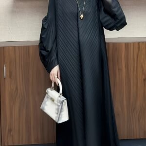 Elegant pleated maxi dress for Ramadan in the Middle East - collar design, pure color, polyester fiber, A-line cut, belly covering, suitable for all seasons