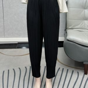 Middle Eastern Ramadan pleated pants summer new loose casual cropped harem pants look thin and versatile bloomers women's trend