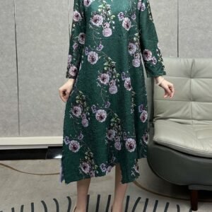 Middle East Ramadan 2025 new pleated V-neck print dress temperament loose temperament, age reduction and thinness, foreign style midi skirt direct sale