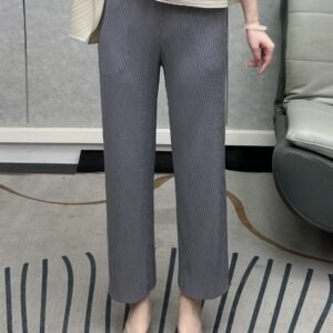 Middle East, Ramadan, autumn, spring and summer, high-end pleats, light luxury, fashionable, casual and versatile, temperament, commuter trousers