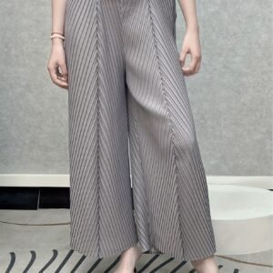 Middle Eastern Ramadan with high-end pleated elegant pleated wide-leg pants 2025 summer new loose high-waisted pressed pleated slacks