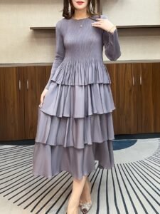 Middle East Ramadan 2025 Spring New Solid Color Lace Skirt Temperament Foreign Pleated Dress Long Skirt Slim：圖片 2