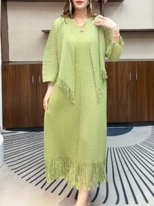Middle East Ramadan Spring 2025 New Tassel Pleated Suit Vest Dress Triple Sleeve Jacket Set of Two：圖片 4